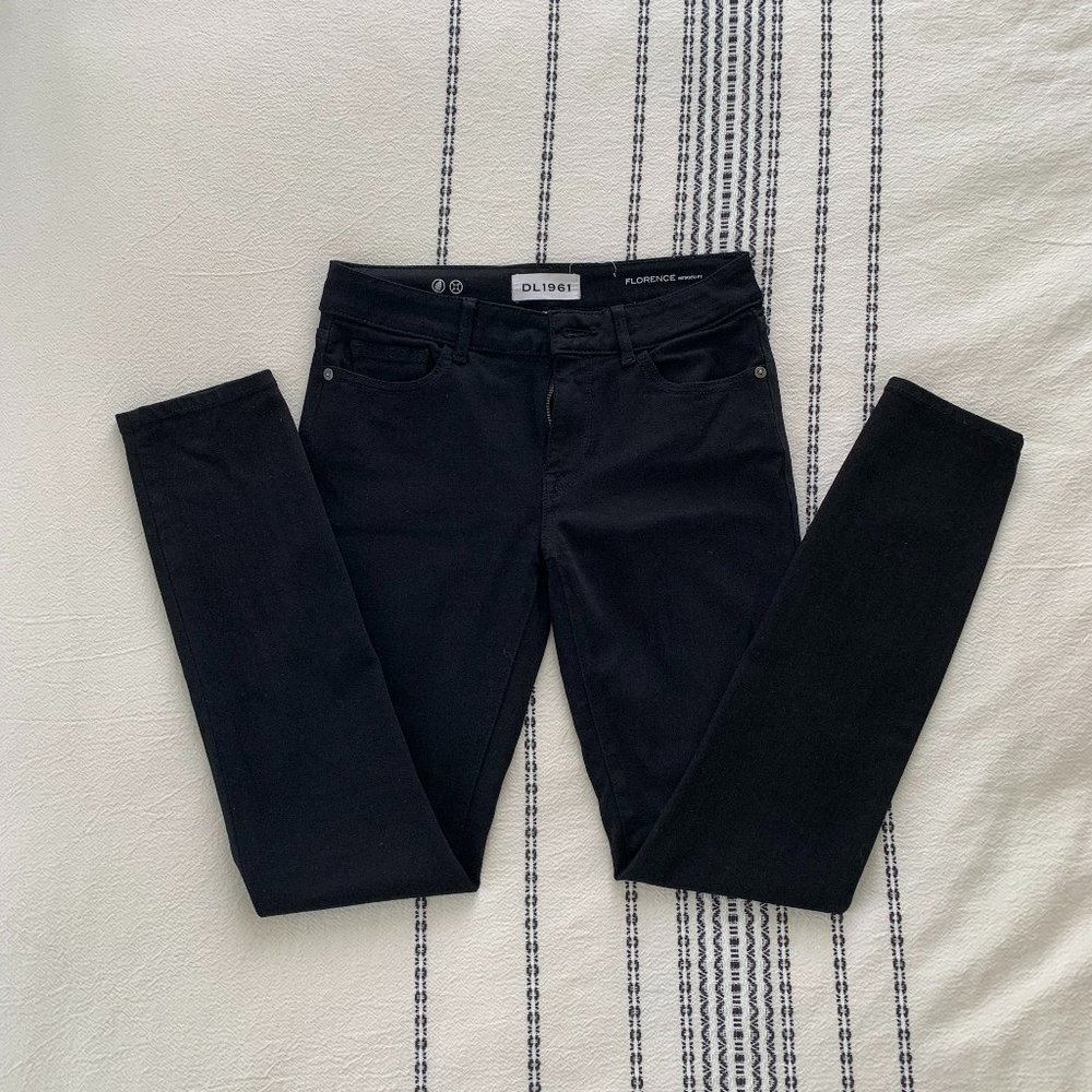 DL1961 Mid rise Straight Leg Jeans